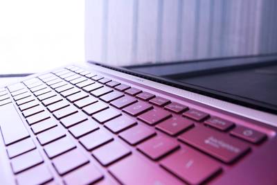 Wissen. Macht. Meinung.