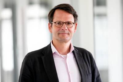 Dr. Knut Bergmann: Mit Wein Staat machen Dr. Knut Bergmann: Mit Wein Staat machen