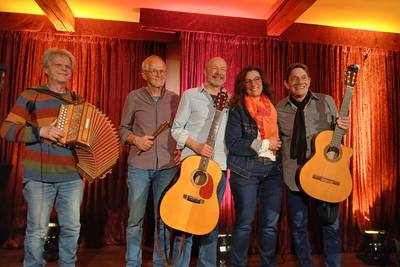 „Rück näher her ans Feuer“