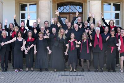 Stimmen auf der Bühne