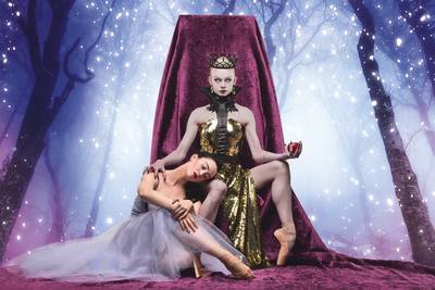 Snow White and the Dark Queen