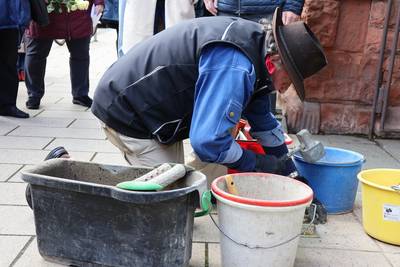 Stolpersteine: Spuren und Wege